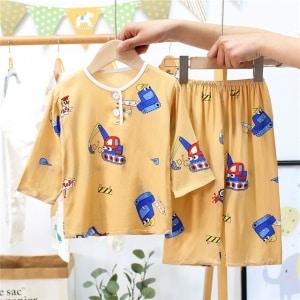 Modischer Sommerpyjama aus gelber Baumwolle mit tanque-Muster für Jungen